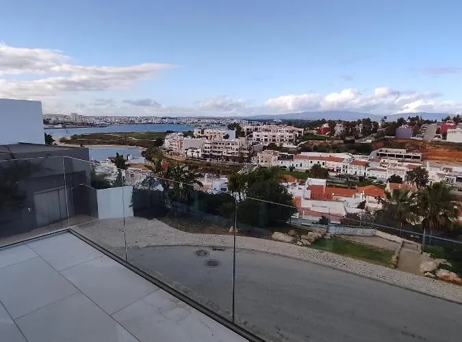 2 Terraces Flat River And Marina View
